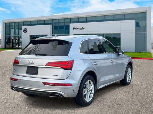 2022 Audi Q5 45 S line Premium