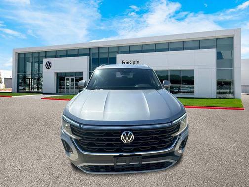 2024 Volkswagen Atlas Cross Sport 2.0T SE w/Technology 4MOTION