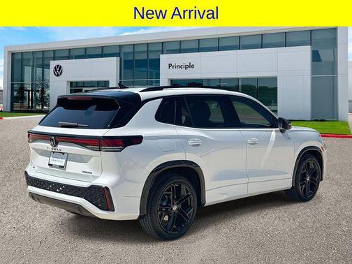 2025 Volkswagen Tiguan 2.0T SE R-Line Black