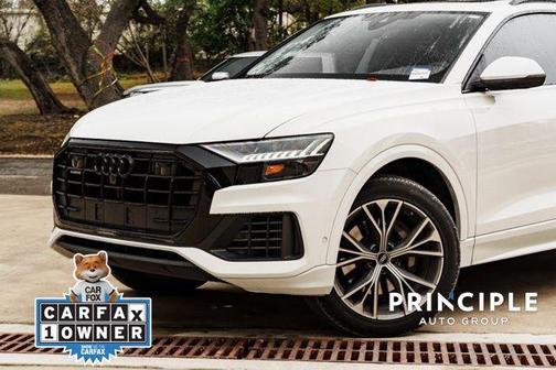 Carrara White 2023 Audi Q8 55 Premium