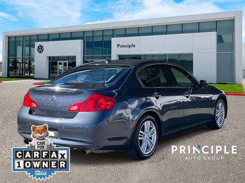 2011 INFINITI G37 Journey