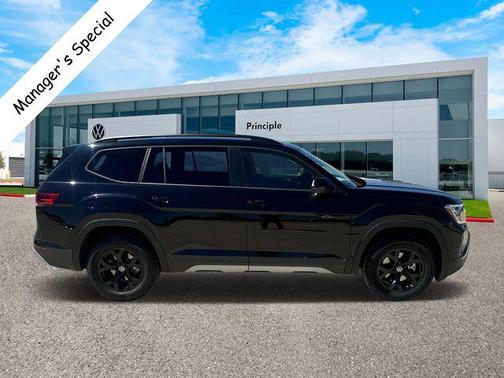 2025 Volkswagen Atlas 2.0T Peak Edition