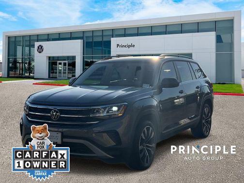 Platinum Gray Metallic 2022 Volkswagen Atlas 3.6L SEL