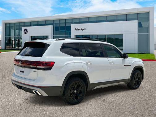 2025 Volkswagen Atlas 2.0T Peak Edition