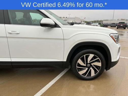 2024 Volkswagen Atlas 2.0T SE w/Technology 4MOTION