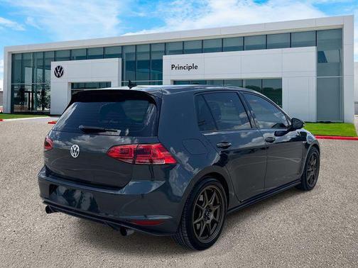 2016 Volkswagen Golf GTI 2.0T Autobahn w/Performance Package 4-Door