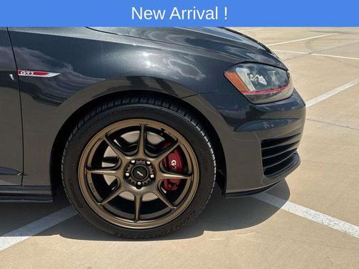 2016 Volkswagen Golf GTI 2.0T Autobahn w/Performance Package 4-Door