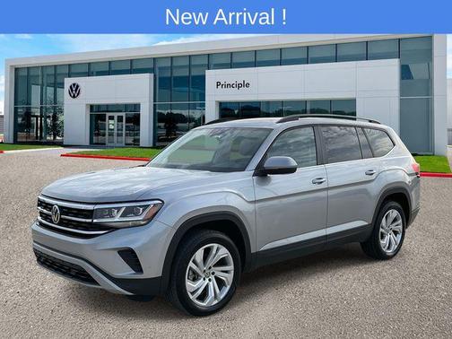 2022 Volkswagen Atlas 3.6L SE w/Technology