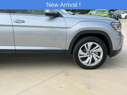 2022 Volkswagen Atlas 3.6L SE w/Technology