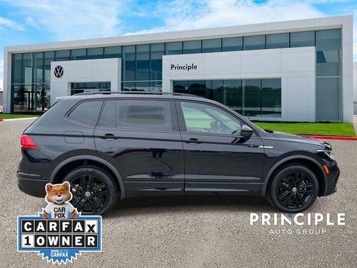 Black 2022 Volkswagen Tiguan 2.0T SE R-Line Black 4MOTION
