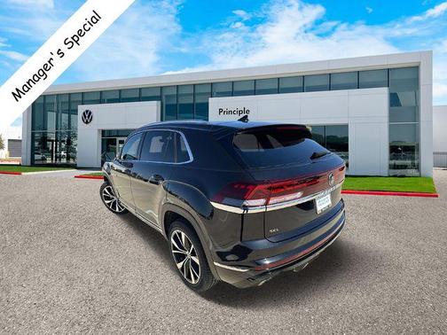 2025 Volkswagen Atlas Cross Sport 2.0T SEL Premium