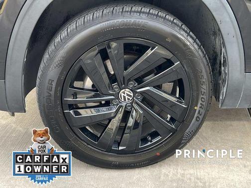 2022 Volkswagen Atlas Cross Sport 3.6L V6 SE w/Technology