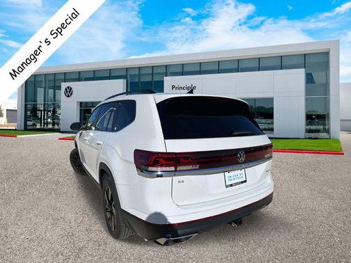 2025 Volkswagen Atlas 2.0T SE w/Technology