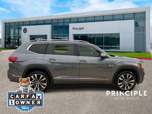 Platinum Gray Metallic 2023 Volkswagen Atlas 3.6L SEL Premium