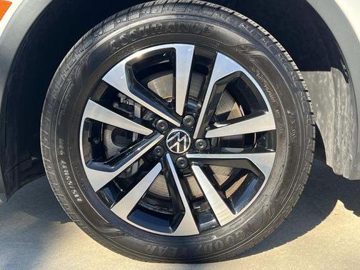 2023 Volkswagen Tiguan 2.0T S