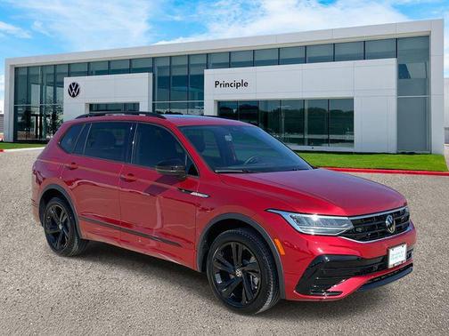 2024 Volkswagen Tiguan 2.0T SE R-Line Black