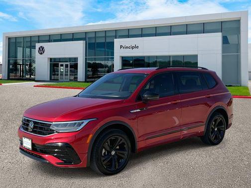 2024 Volkswagen Tiguan 2.0T SE R-Line Black