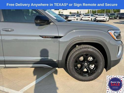 2025 Volkswagen Atlas 2.0T Peak Edition