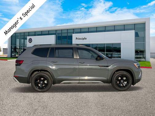2025 Volkswagen Atlas 2.0T Peak Edition