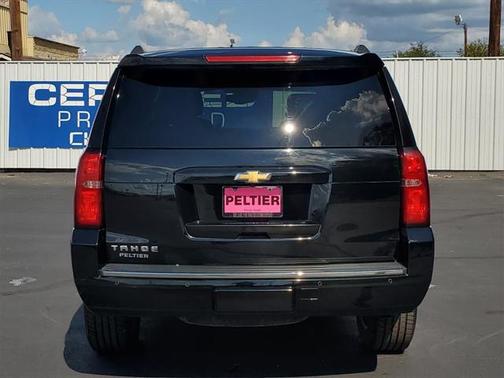 Photo 5 of 36 of 2016 Chevrolet Tahoe LTZ