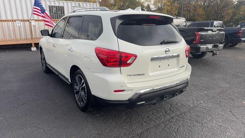 2019 Nissan Pathfinder Platinum