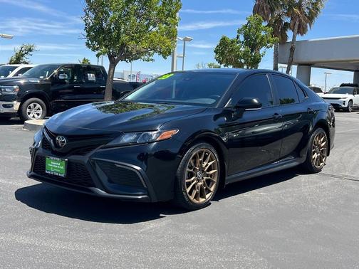 2023 Toyota Camry SE Nightshade