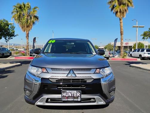2020 Mitsubishi Outlander ES