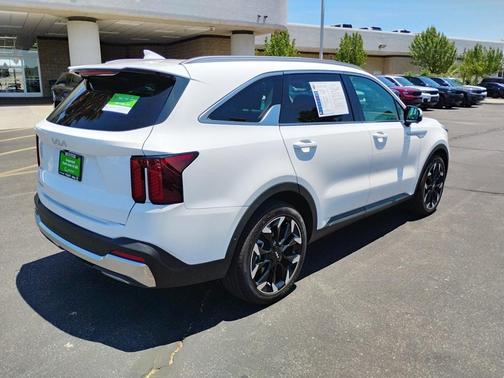 2024 Kia Sorento SX