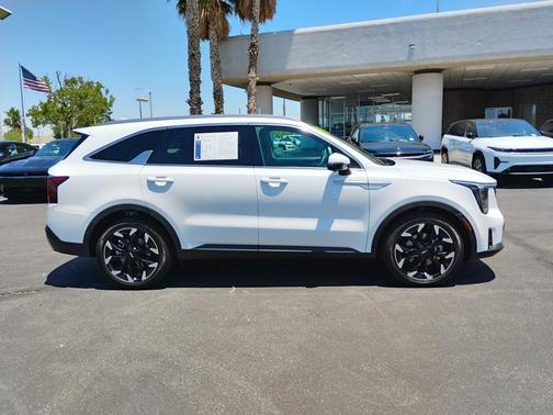 2024 Kia Sorento SX