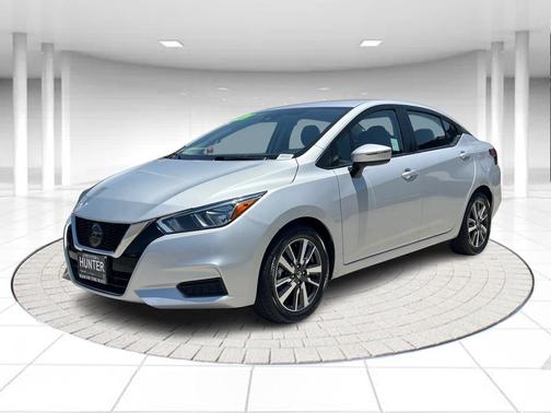 2021 Nissan Versa 1.6 SV