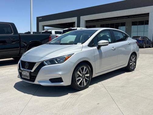 2021 Nissan Versa 1.6 SV