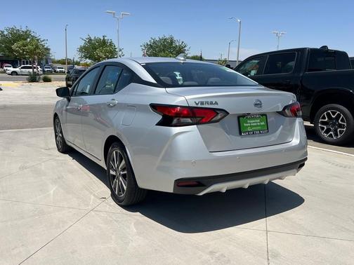 2021 Nissan Versa 1.6 SV