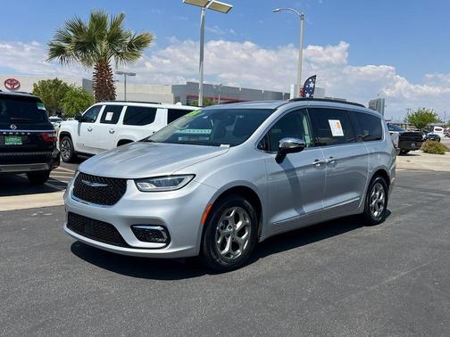 2023 Chrysler Pacifica Limited