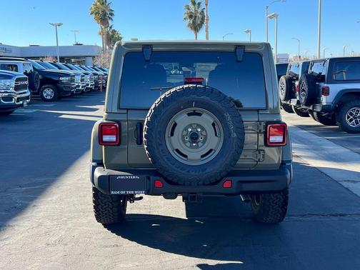 2025 Jeep Wrangler 4xe Sport