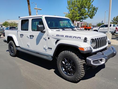 2025 Jeep Gladiator Sport