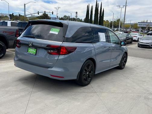 2023 Honda Odyssey Sport