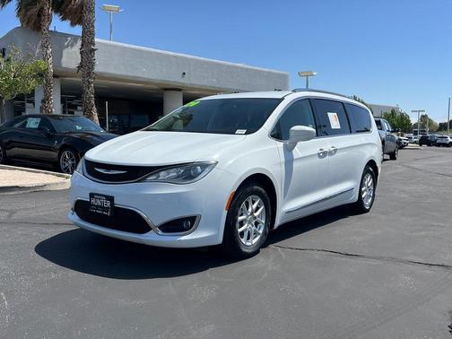2020 Chrysler Pacifica Touring-L
