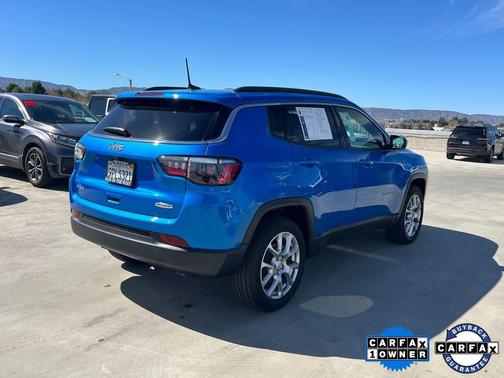 2024 Jeep Compass Latitude Lux
