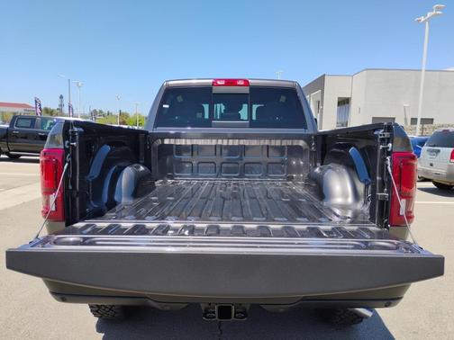 2025 RAM 2500 Rebel/Power Wagon