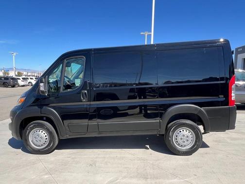 2025 RAM ProMaster 1500 Low Roof
