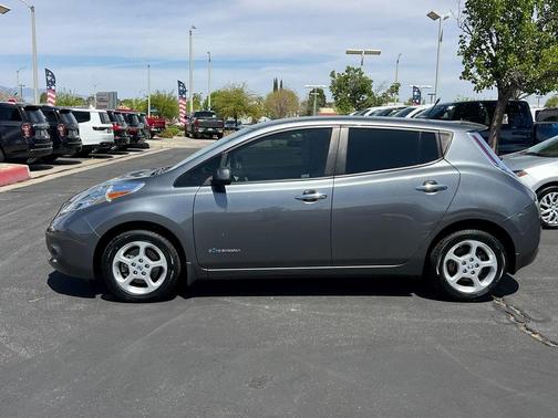 2014 Nissan Leaf SV