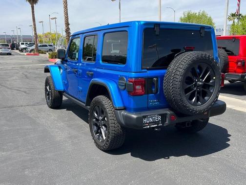2025 Jeep Wrangler 4xe Sahara