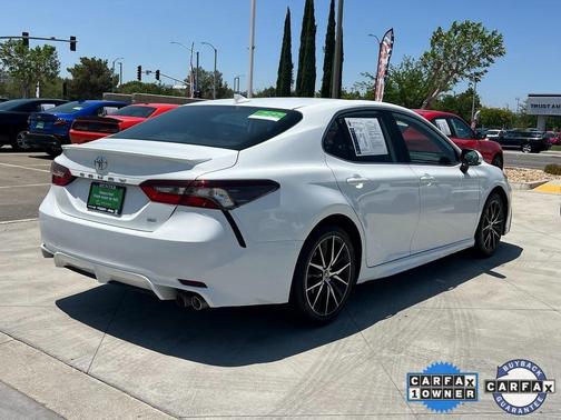2023 Toyota Camry SE