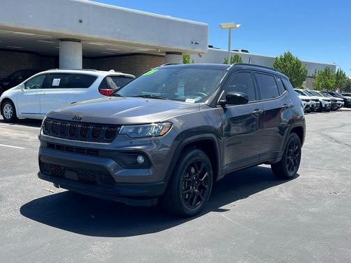 2023 Jeep Compass Altitude