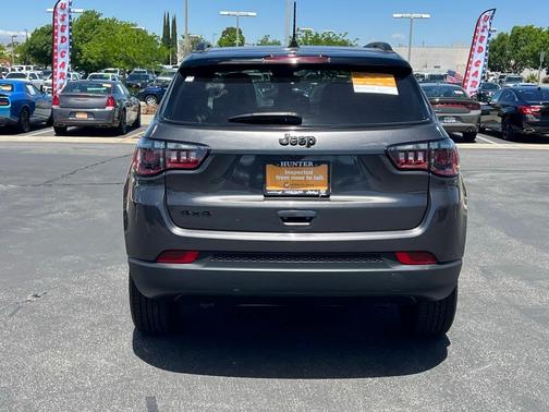 2023 Jeep Compass Altitude