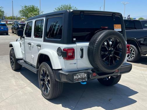 2022 Jeep Wrangler Unlimited 4xe Sahara
