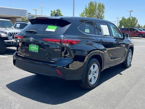 2021 Toyota Highlander L