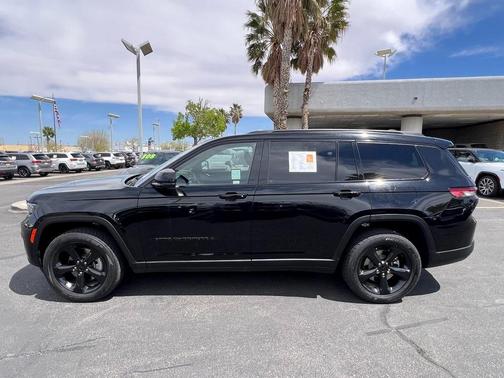 2023 Jeep Grand Cherokee L Laredo