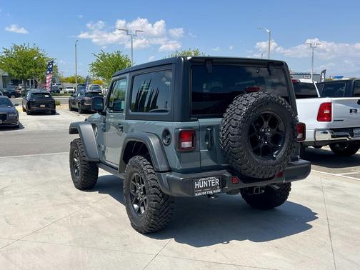 2025 Jeep Wrangler Sport