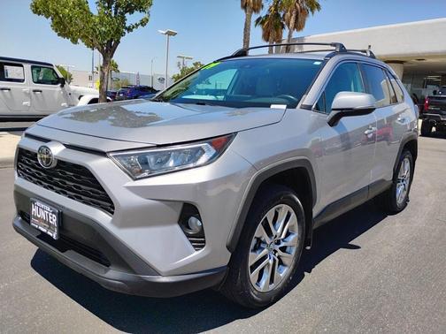 2019 Toyota RAV4 XLE Premium